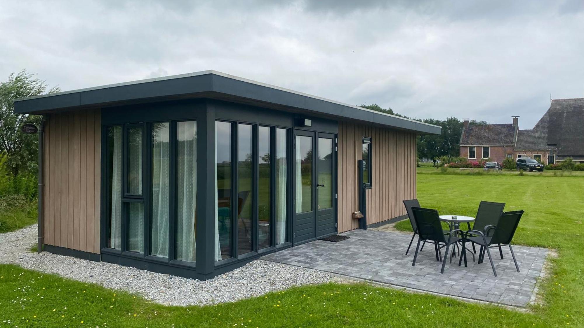 Albertine Agnes Tiny House Франекер Екстериор снимка